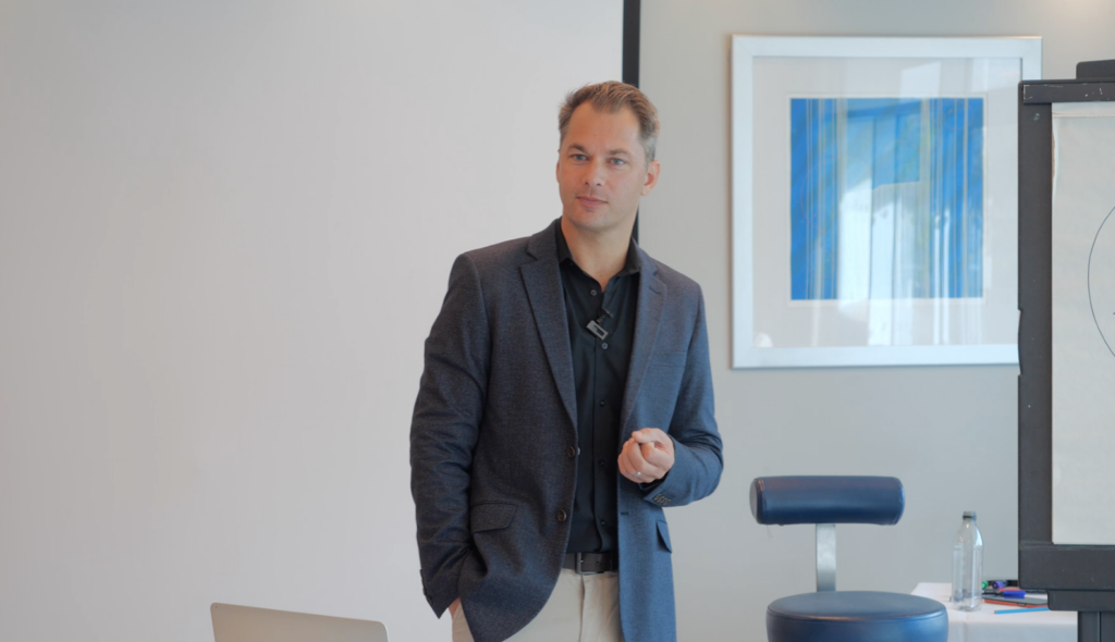 top uk life coach Chris Finn